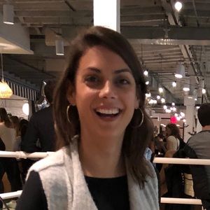 Meet your Posher, Lauren